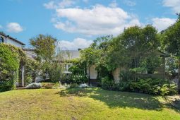 322 South Carmelina Avenue