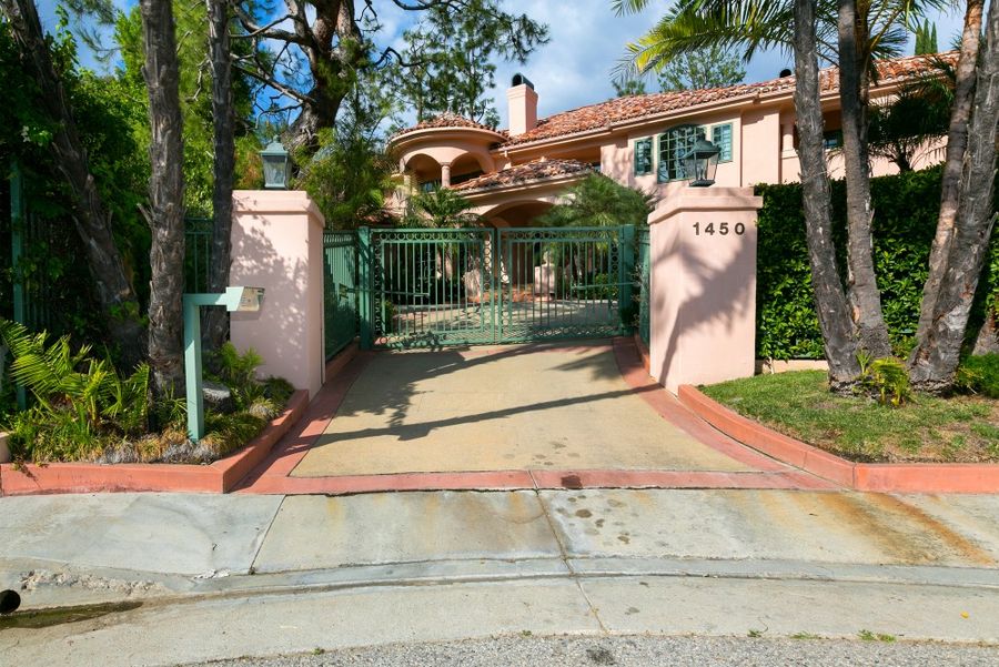 1450 Cuesta Linda Drive